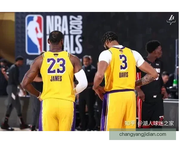 东部宿敌再燃战火热火凯尔特人今日对决谁主沉浮季后赛格局或将改写