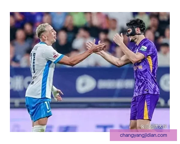 中超焦点战天津主场迎战重庆两队为争分展开激烈对决走势悬念拉满 中超焦点战天津主场迎战重庆两队为争分展开激烈对决走势悬念拉满